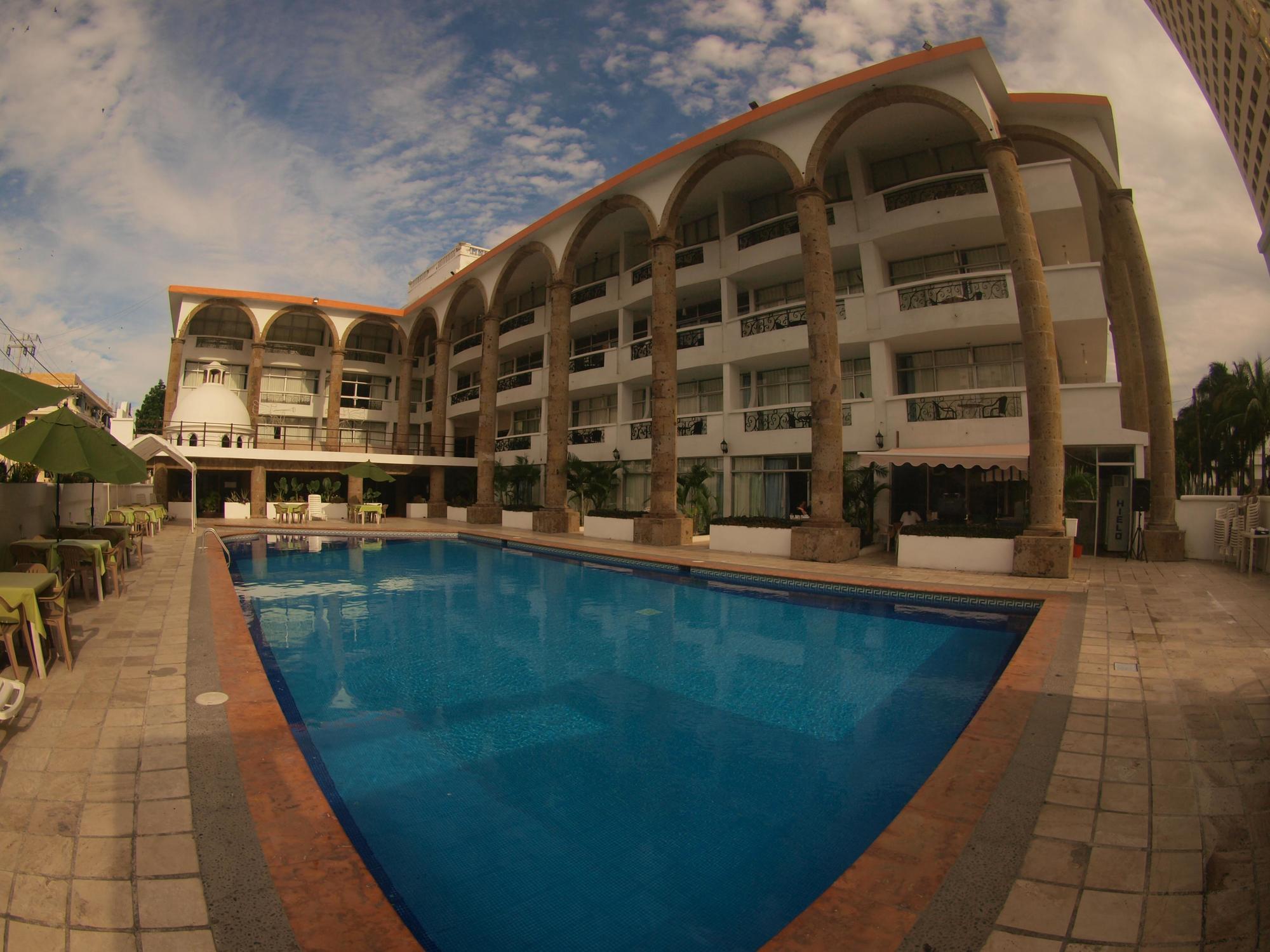 Solamar Inn Mazatlán Exterior foto